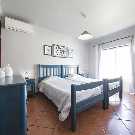 Casa vacanze Esta Espacosa Villa Com Piscina Guia (Faro)